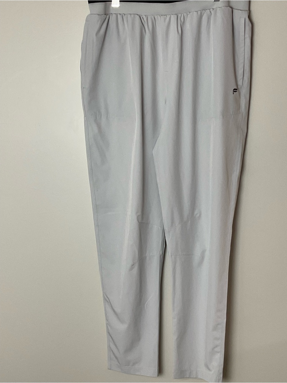 Fabletics Men’s Fundamental Pant Light Gray Gorpcore Athleisure Tech Casual XL